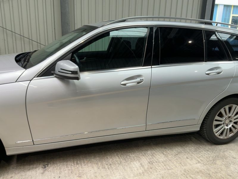 Mercedes-Benz C-Klasse C 220 CDI T BlueEfficiency Elegance 2012 – снимка 4