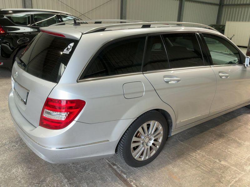 Mercedes-Benz C-Klasse C 220 CDI T BlueEfficiency Elegance 2012 – снимка 6