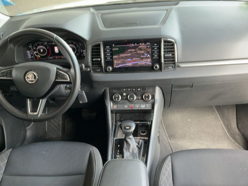 Skoda Karoq 1.5 TSI ACT Ambition 2019 – снимка 17