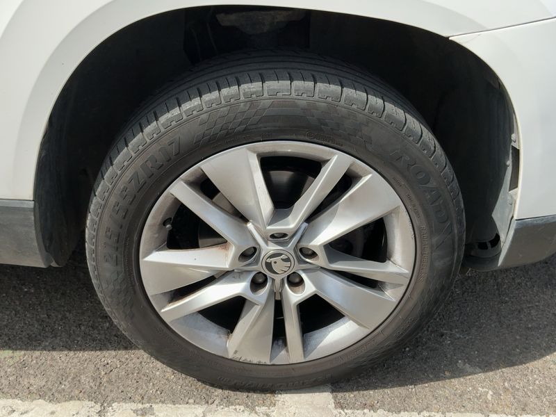 Skoda Karoq 1.5 TSI ACT Ambition 2019 – снимка 11