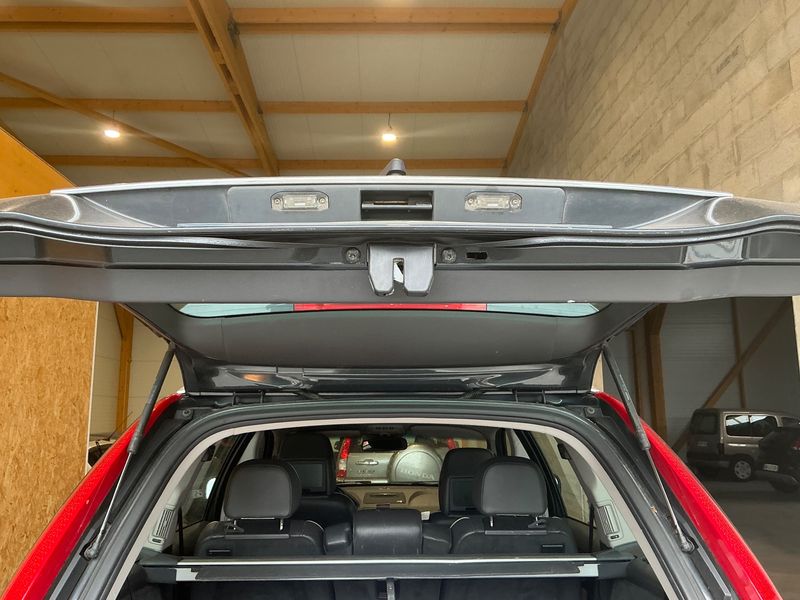 Volvo XC90 2.4 D5 Xenium 2012 – снимка 15