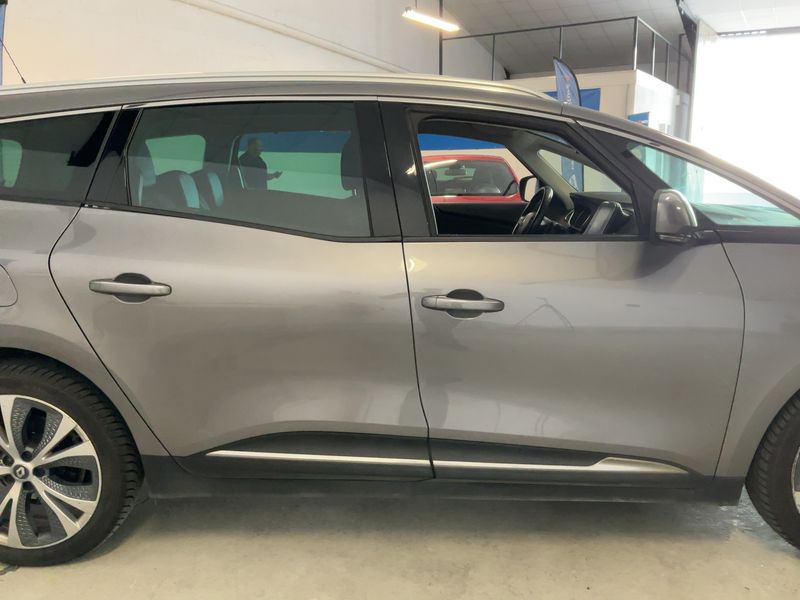Renault Grand Scenic 1.6 dCi Energy Intens 2018 – снимка 10