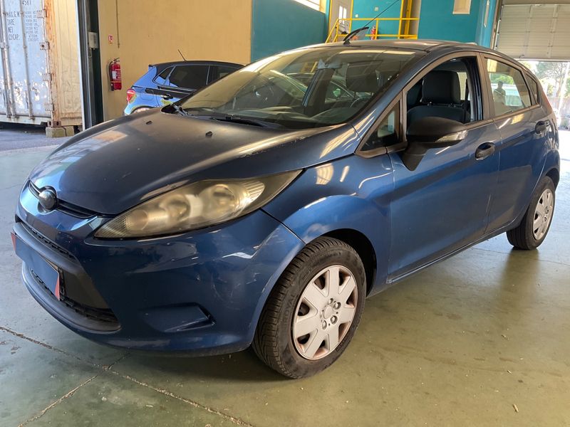 Ford Fiesta 1.4 TDCi Ambiente 2009 – снимка 1
