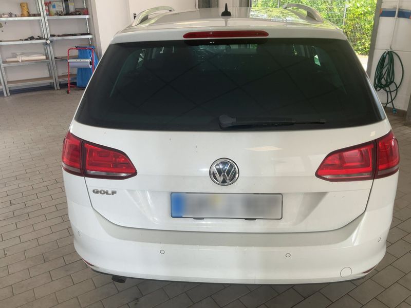 Volkswagen Golf VII 1.6 TDI Lounge BlueMotion Tech 2015 – снимка 7