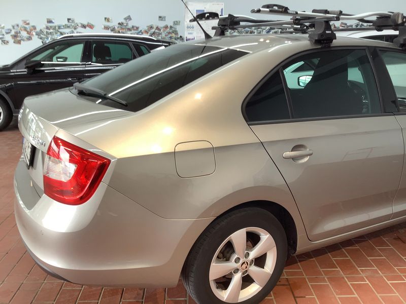 Skoda Rapid 1.2 TSI Ambition 2014 – снимка 8