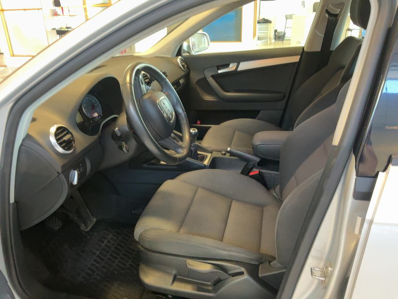 Audi A3 Sportback 2.0 TDI quattro Ambition 2012 – снимка 16