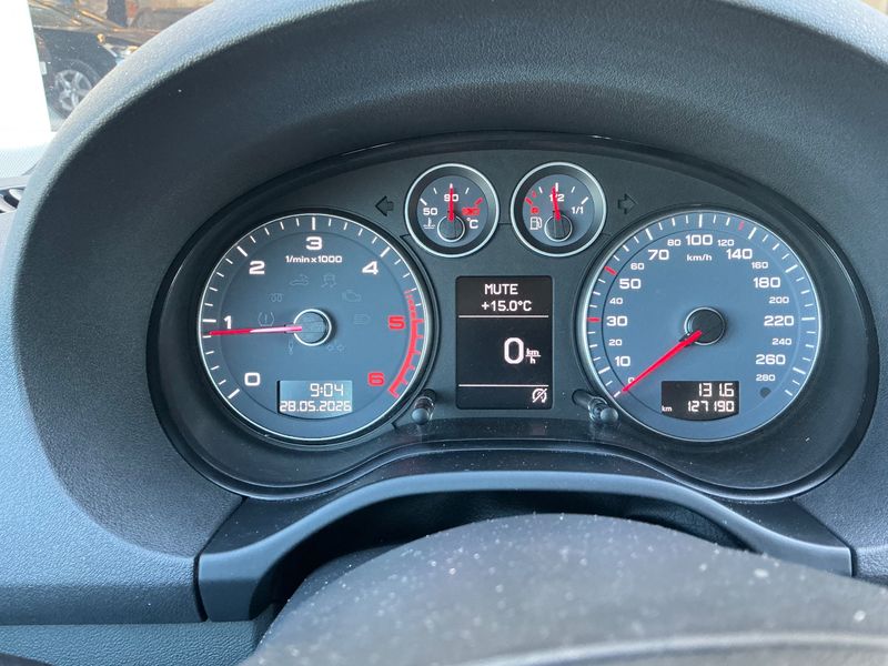 Audi A3 Sportback 2.0 TDI quattro Ambition 2012 – снимка 18