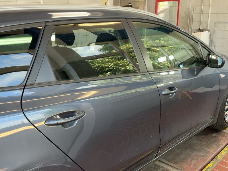 Kia cee'd 1.4 SW Team Austria Edition 2016 – снимка 10