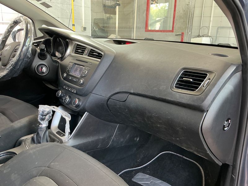 Kia cee'd 1.4 SW Team Austria Edition 2016 – снимка 27