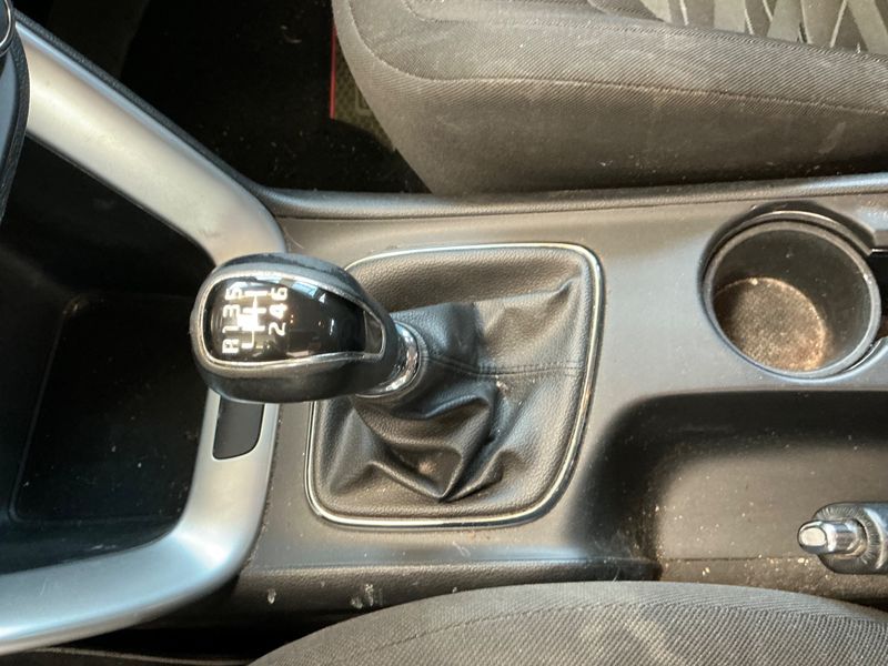 Kia cee'd 1.4 SW Team Austria Edition 2016 – снимка 37