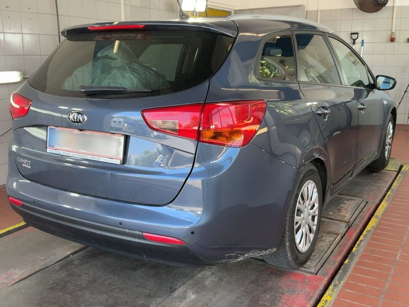 Kia cee'd 1.4 SW Team Austria Edition 2016 – снимка 8