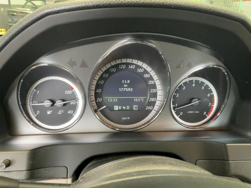 Mercedes-Benz C-Klasse C 180 Kompressor Avantgarde 2009 – снимка 19