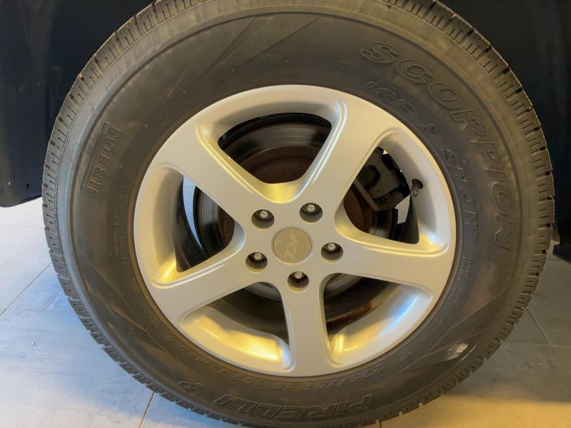 Suzuki Grand Vitara 2.4 Executive 5-türig 2010 – снимка 9