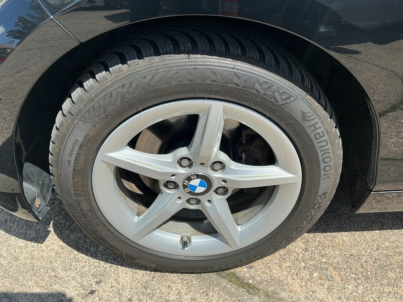 BMW 1er 120d Advantage 2019 – снимка 3