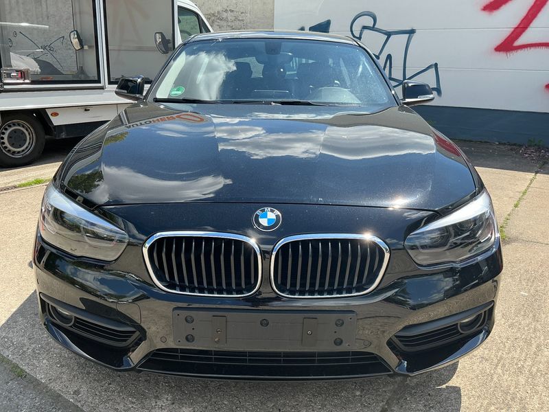 BMW 1er 120d Advantage 2019 – снимка 14