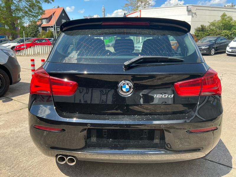 BMW 1er 120d Advantage 2019 – снимка 7