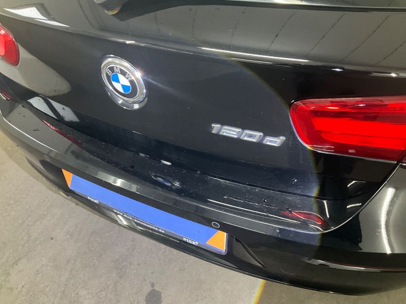 BMW 1er 120d Advantage 2019 – снимка 31