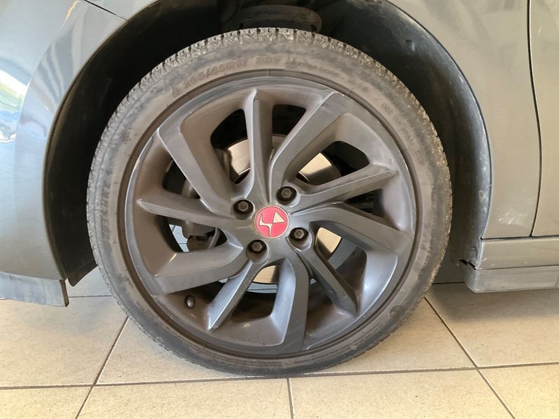 DS Automobiles DS3 1.6 THP Performance Line 2016 – снимка 3