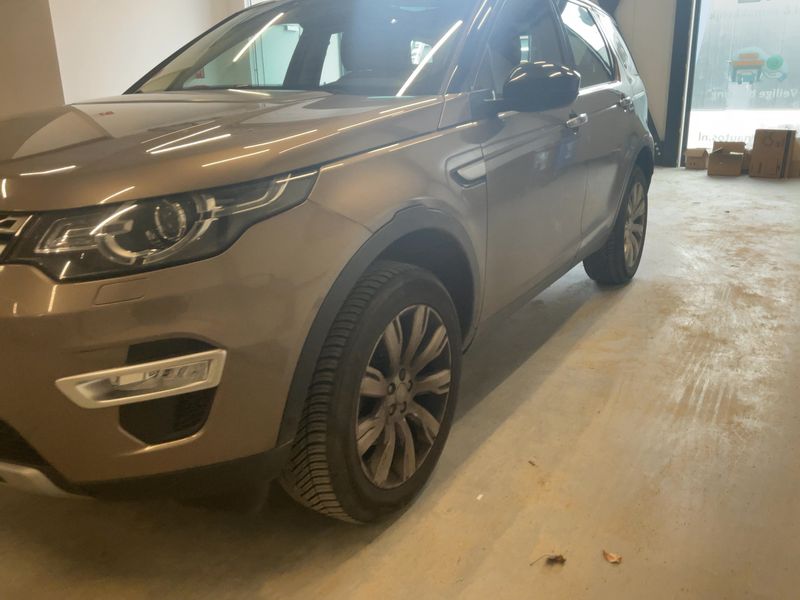 Land Rover Discovery Sport 2.0 Td4 HSE Luxury 2015 – снимка 2