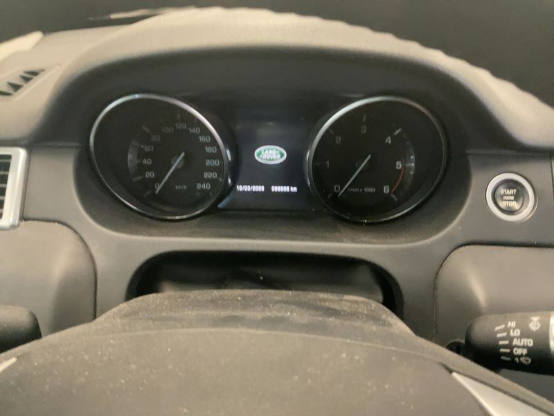 Land Rover Discovery Sport 2.0 Td4 HSE Luxury 2015 – снимка 18