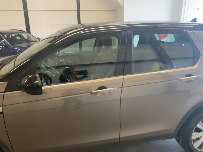 Land Rover Discovery Sport 2.0 Td4 HSE Luxury 2015 – снимка 4
