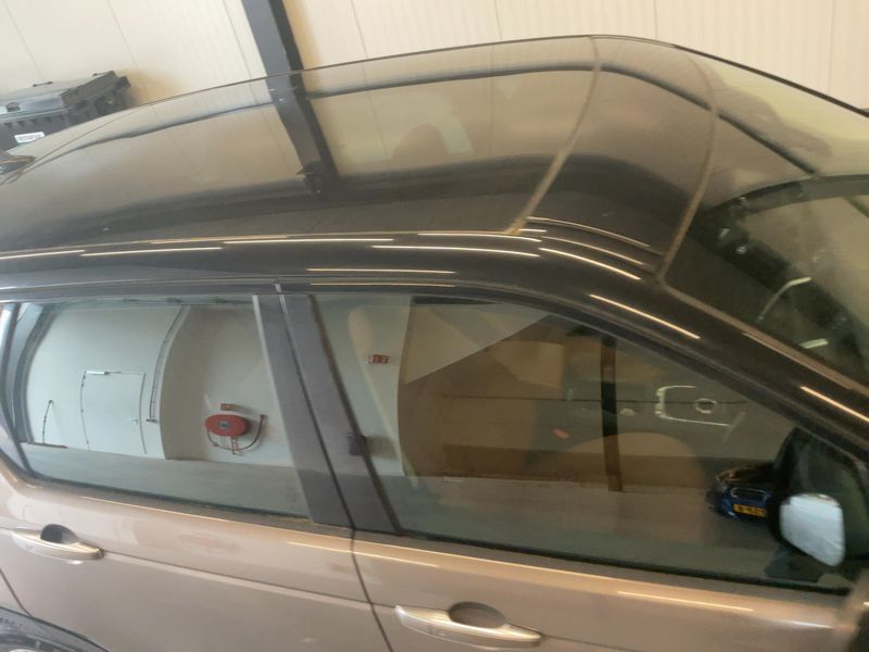 Land Rover Discovery Sport 2.0 Td4 HSE Luxury 2015 – снимка 13