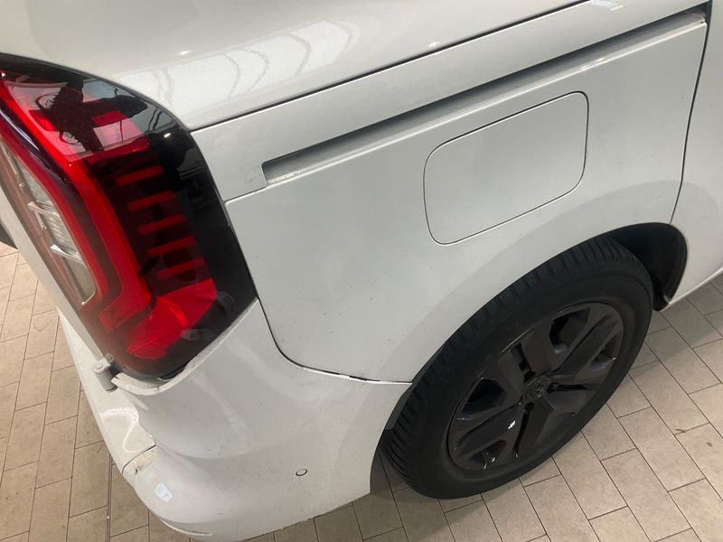 Renault Kangoo 1.3 TCe Techno 2023 – снимка 23
