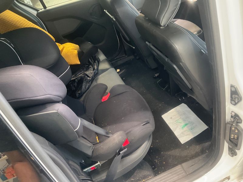 Renault Kangoo 1.3 TCe Techno 2023 – снимка 29