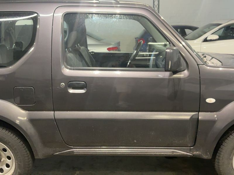 Suzuki Jimny 1.3 Basic 2017 – снимка 10