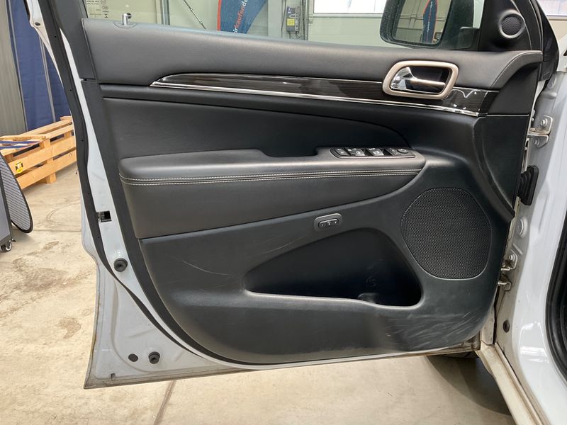 Jeep Grand Cherokee 3.0 CRD Overland 2014 – снимка 28