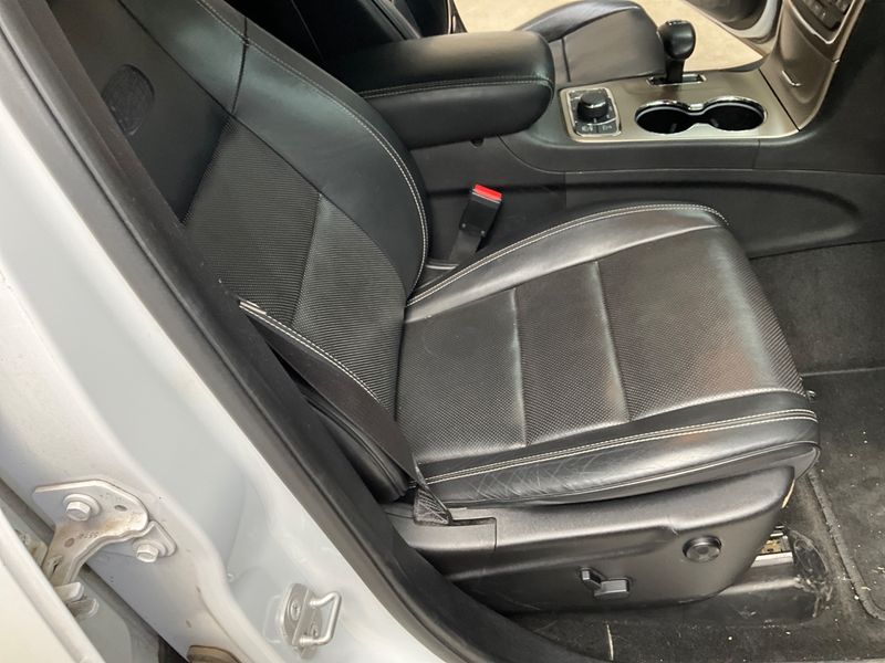 Jeep Grand Cherokee 3.0 CRD Overland 2014 – снимка 30