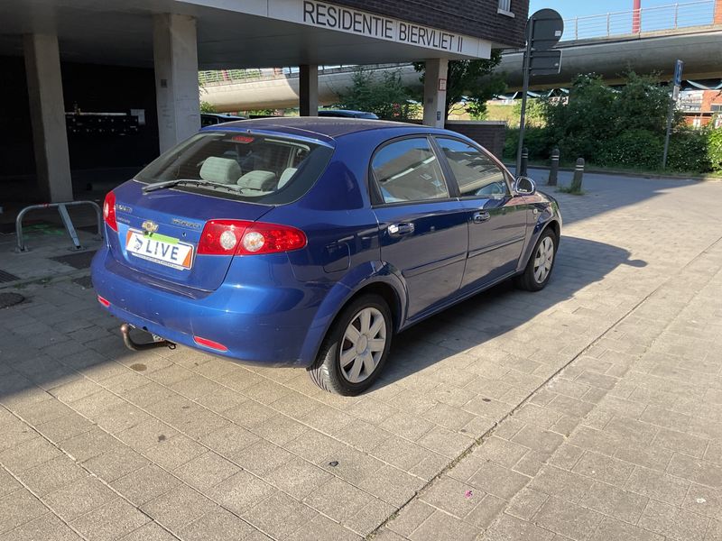 Chevrolet Lacetti 1.4 SE 2006 – снимка 2