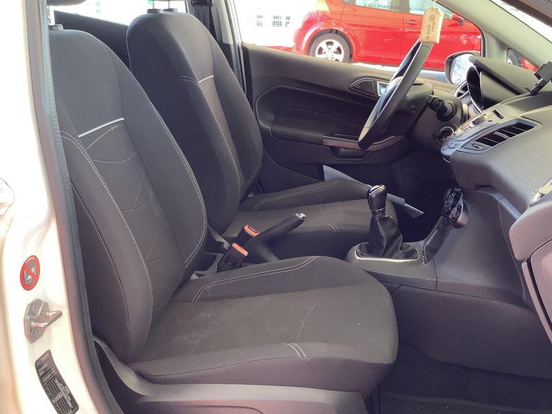 Ford Fiesta 1.0 EcoBoost Trend 2014 – снимка 16