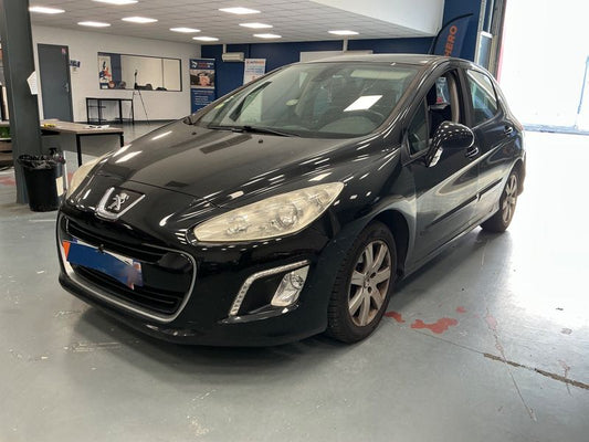 Peugeot 308 1.6 HDi Active 2012 – снимка 1