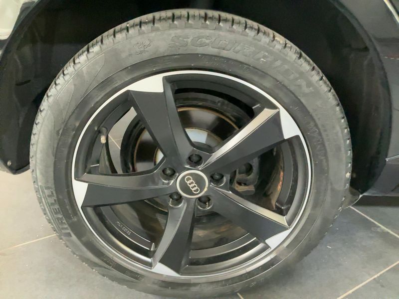 Audi Q3 2.0 TDI quattro 2014 – снимка 9