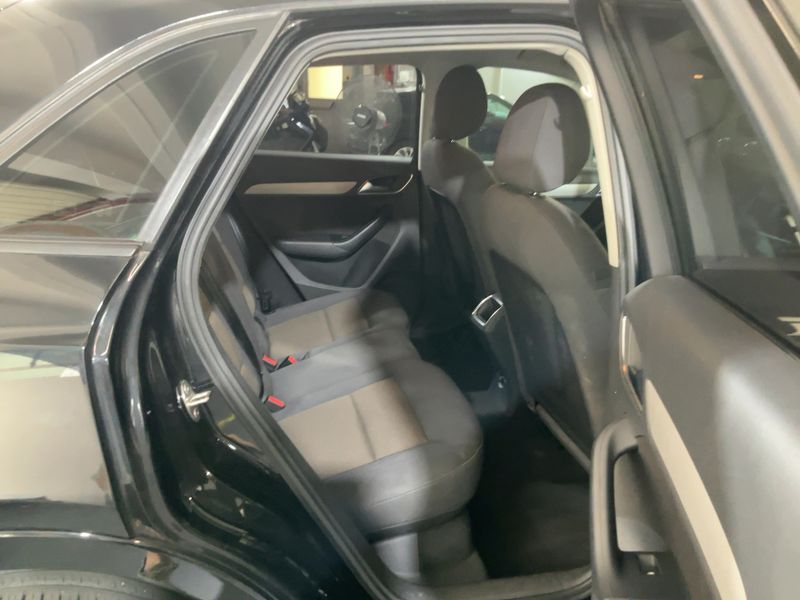 Audi Q3 2.0 TDI quattro 2014 – снимка 19