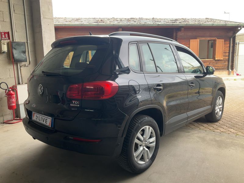 Volkswagen Tiguan 2.0 TDI Trend & Fun BlueMotion Tech 2013 – снимка на щета 8