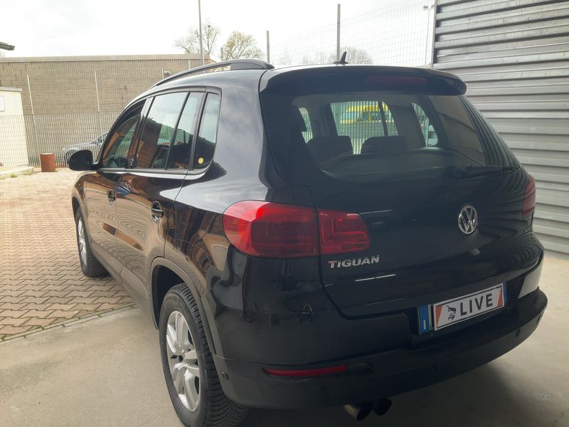 Volkswagen Tiguan 2.0 TDI Trend & Fun BlueMotion Tech 2013 – снимка на щета 6