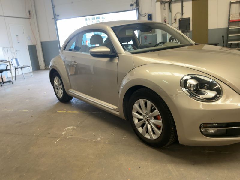 Volkswagen Beetle 1.2 TSI Design BlueMotion Tech 2013 – снимка 12