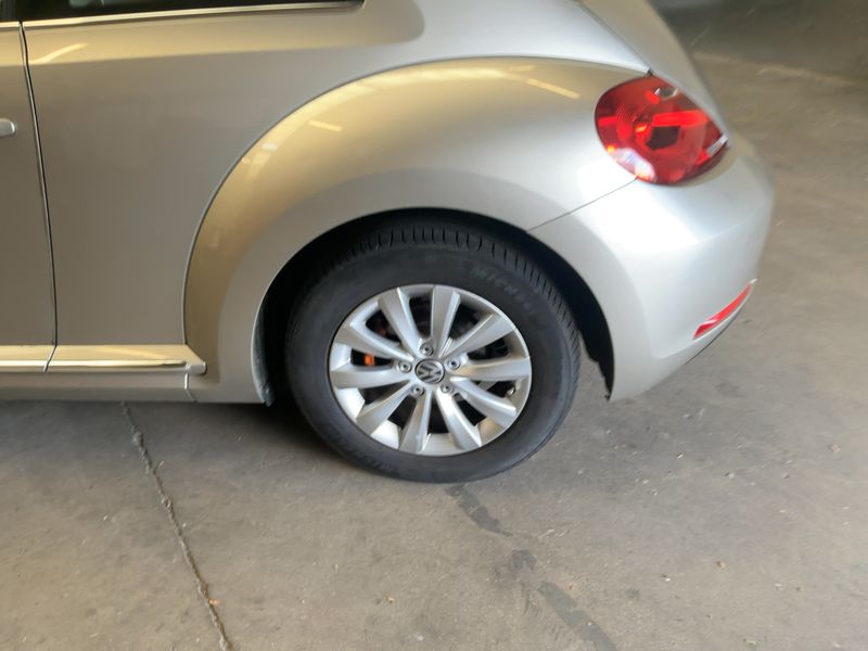 Volkswagen Beetle 1.2 TSI Design BlueMotion Tech 2013 – снимка 5