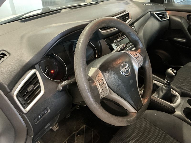 Nissan Qashqai 1.5 Turbodiesel Acenta 2015 – снимка 27