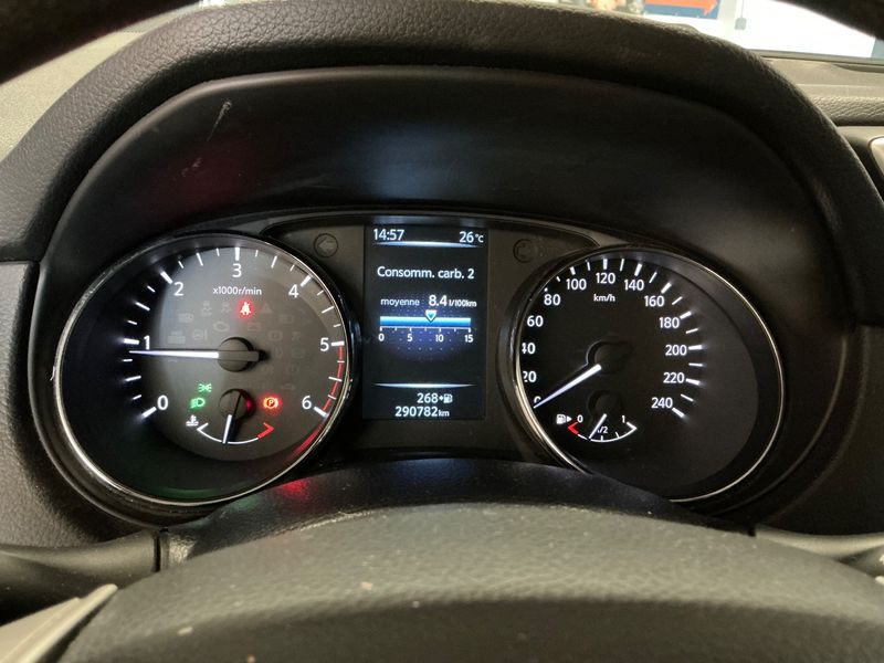 Nissan Qashqai 1.5 Turbodiesel Acenta 2015 – снимка 18