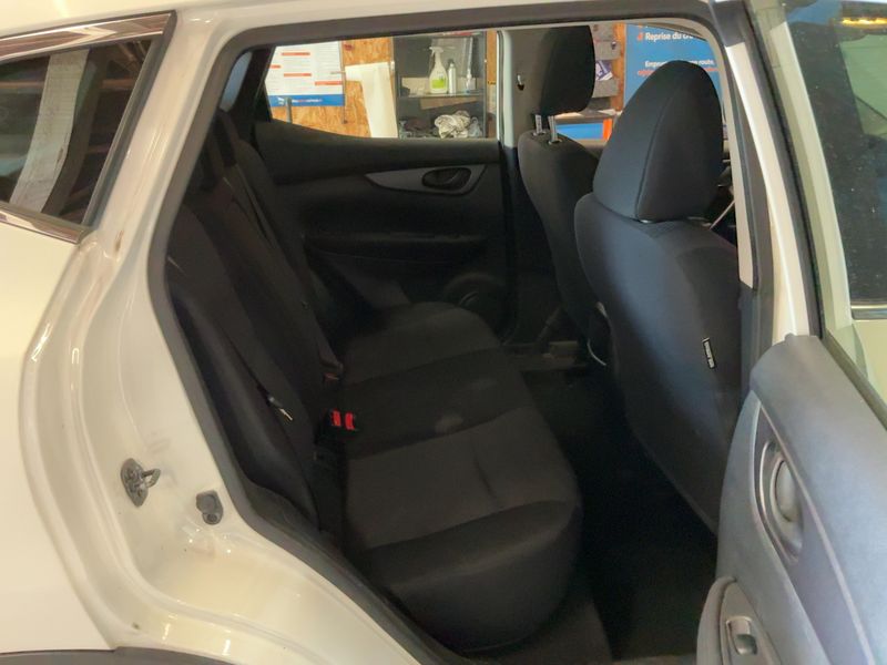 Nissan Qashqai 1.5 Turbodiesel Acenta 2015 – снимка 19