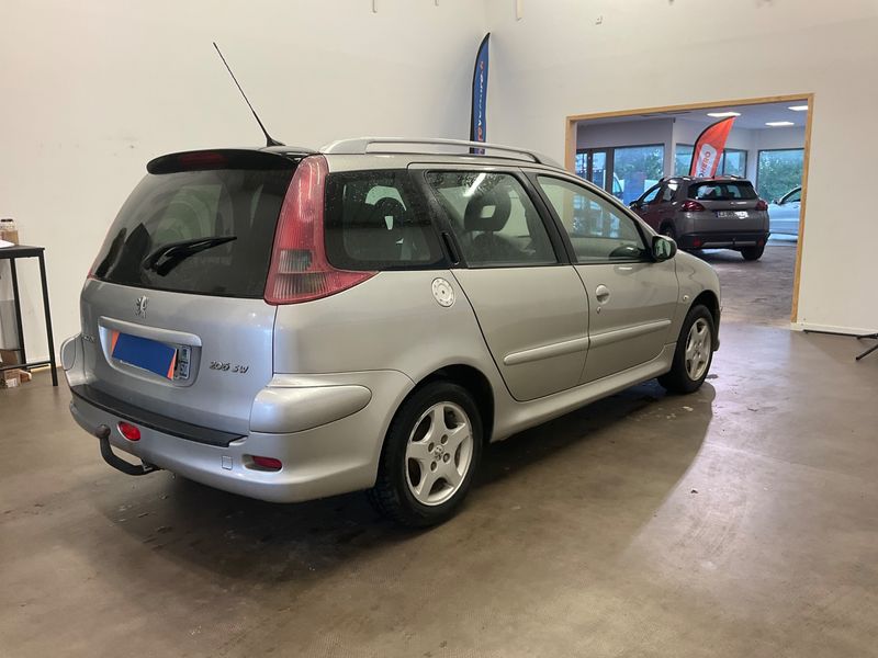 Peugeot 206 1.4 HDi Trendy 2006 – снимка 2