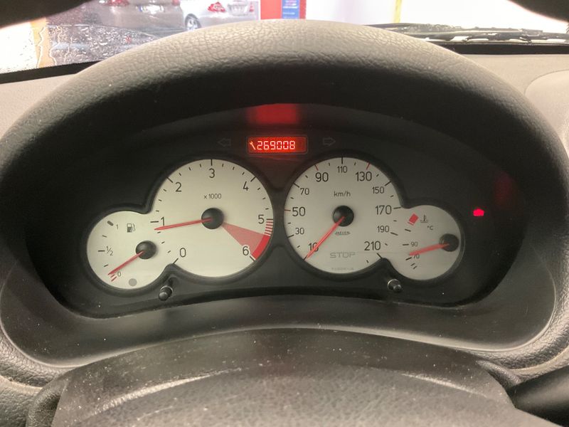 Peugeot 206 1.4 HDi Trendy 2006 – снимка 4
