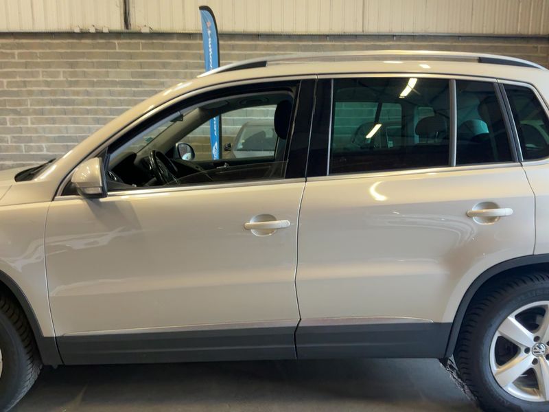 Volkswagen Tiguan 2.0 TDI Sport & Style 4Motion BlueMotion Tech 2013 – снимка 4