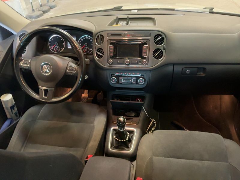 Volkswagen Tiguan 2.0 TDI Sport & Style 4Motion BlueMotion Tech 2013 – снимка 17