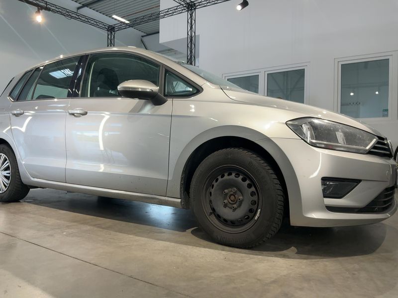 Volkswagen Golf VII Sportsvan 1.6 TDI Comfortline BlueMotion Tech 2014 – снимка 12
