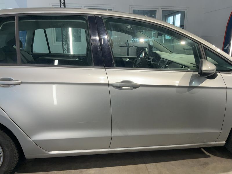 Volkswagen Golf VII Sportsvan 1.6 TDI Comfortline BlueMotion Tech 2014 – снимка 10