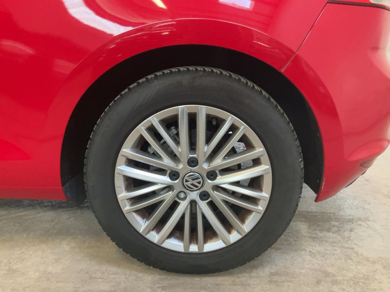 Volkswagen Golf VII 1.6 TDI Carat BlueMotion Tech 2014 – снимка 5